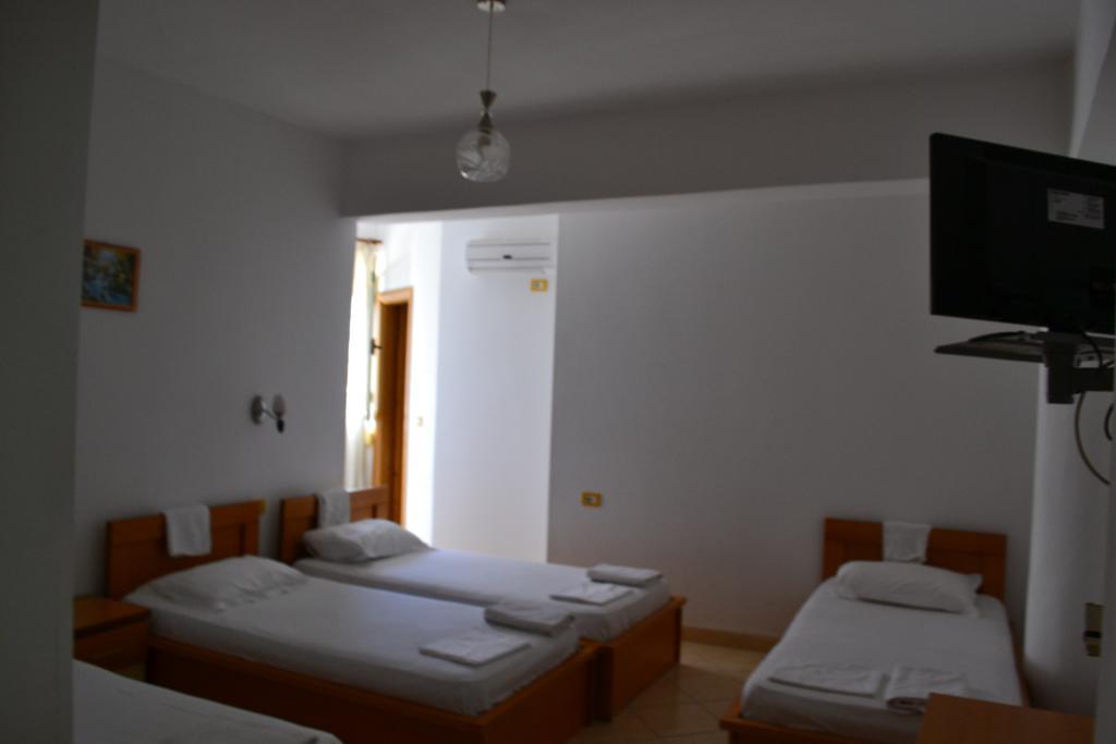 Hotel Alpine Vlorë Dış mekan fotoğraf